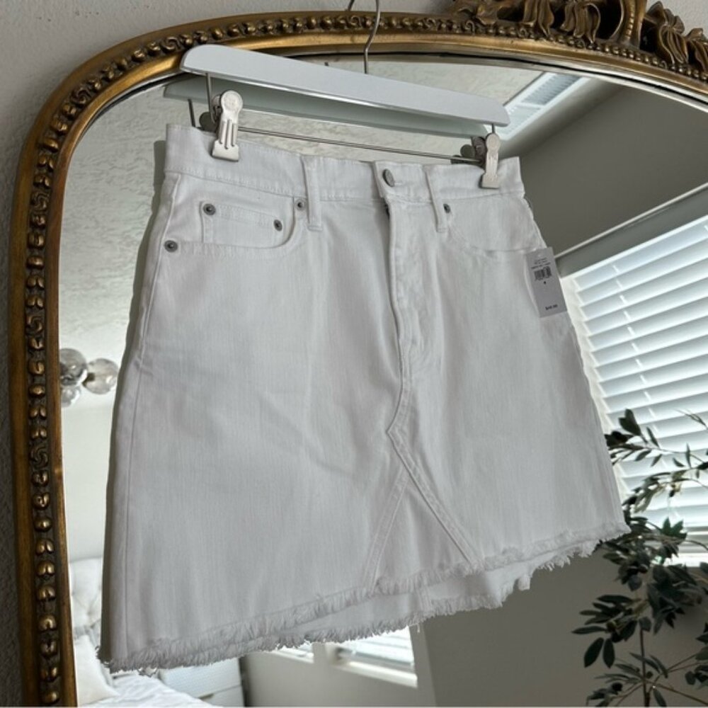Denim white skirt